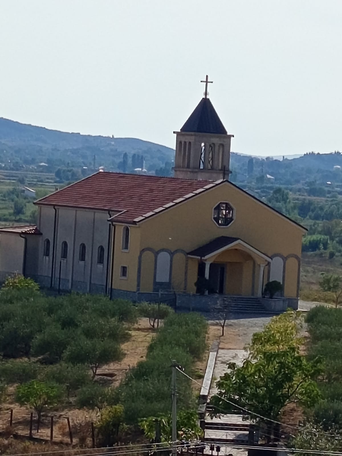 Foto della chiesa Parrocchia SS. Simone e Giuda Taddeo - Rrenc Gur i Zi