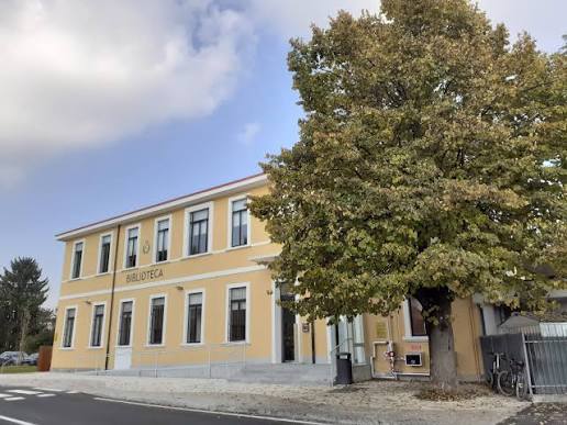 Immagine di Biblioteca Comunale di Peschiera Borromeo,